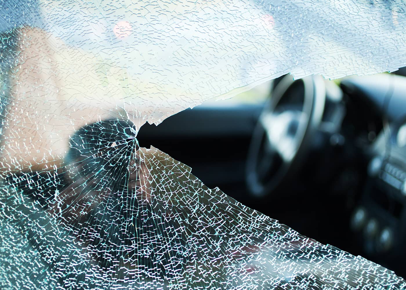 Vehicle break ins can be stopped with a mobile surveillance unit